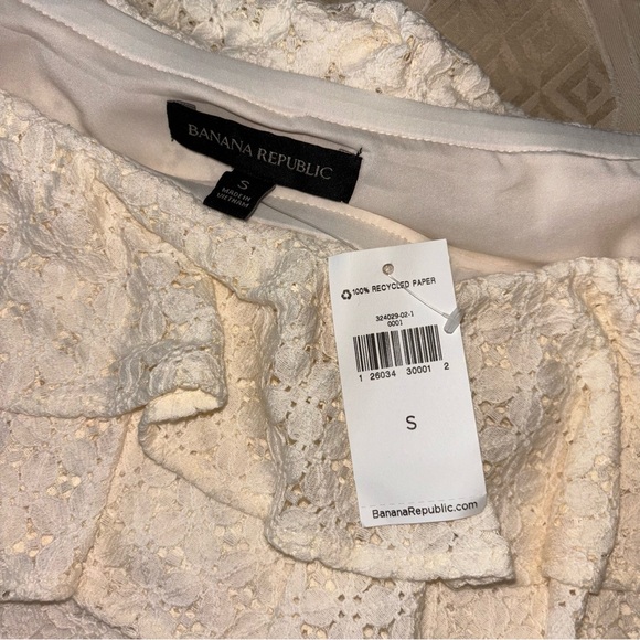 Banana Republic Lace One Shoulder Blouse - Picture 3 of 3